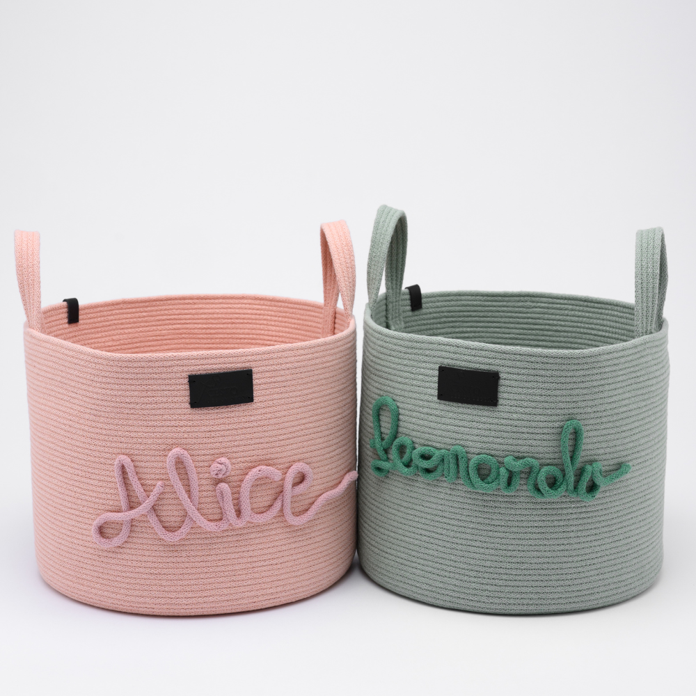 Cesto portaoggetti con maniglie personalizzati con il nome