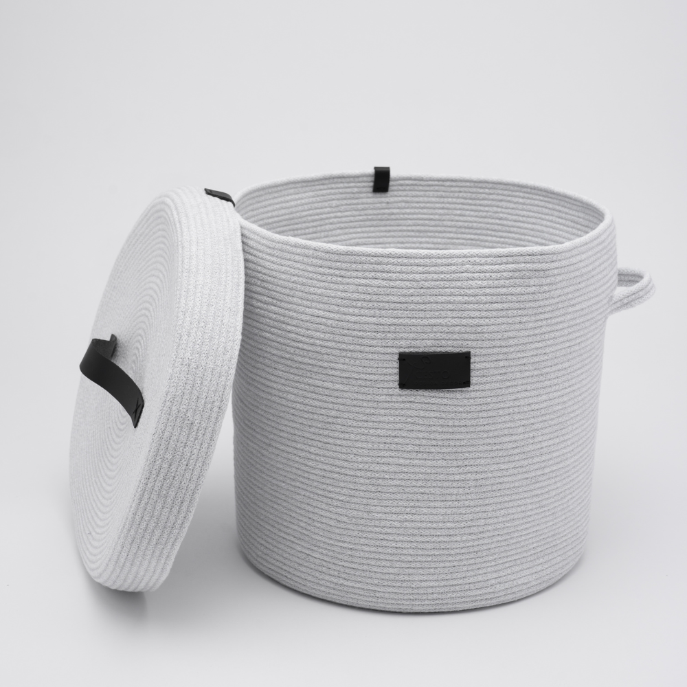 Cesto porta biancheria con coperchio e maniglie