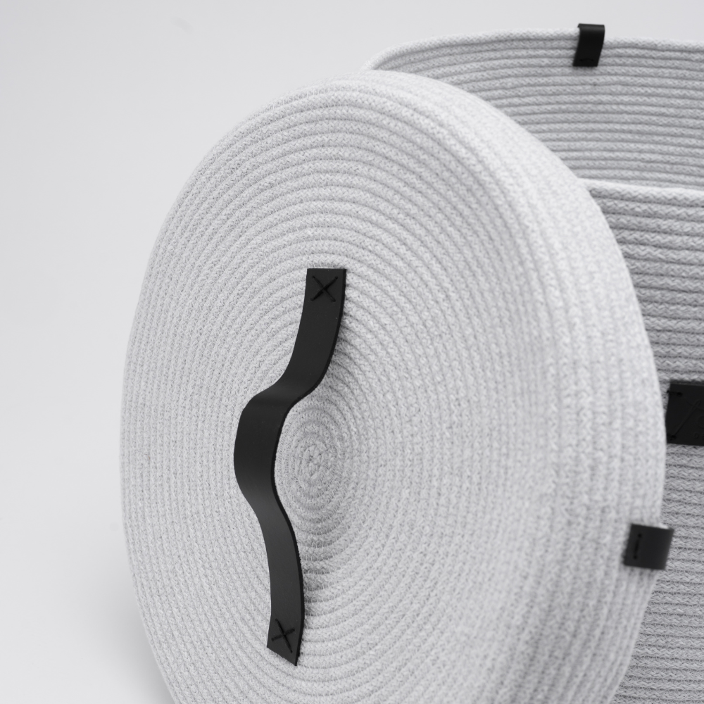 Cesto porta biancheria con coperchio e maniglie